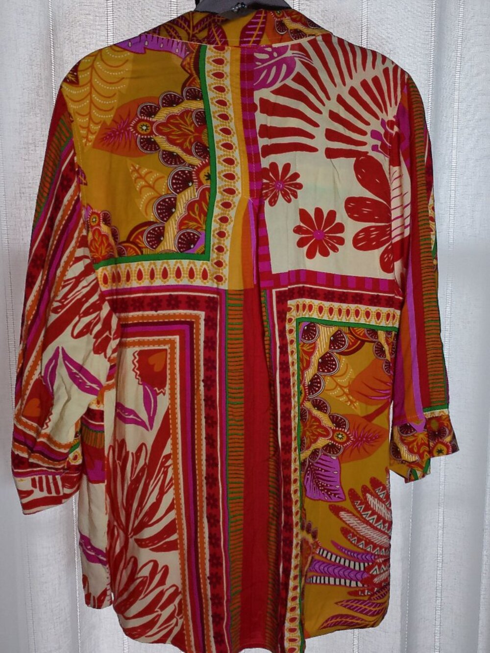CHRISTIAN SIRIANO NWOT Elbow Sleeve Collared Button-Up Tropical Design Blouse 1X - Picture 3 of 10